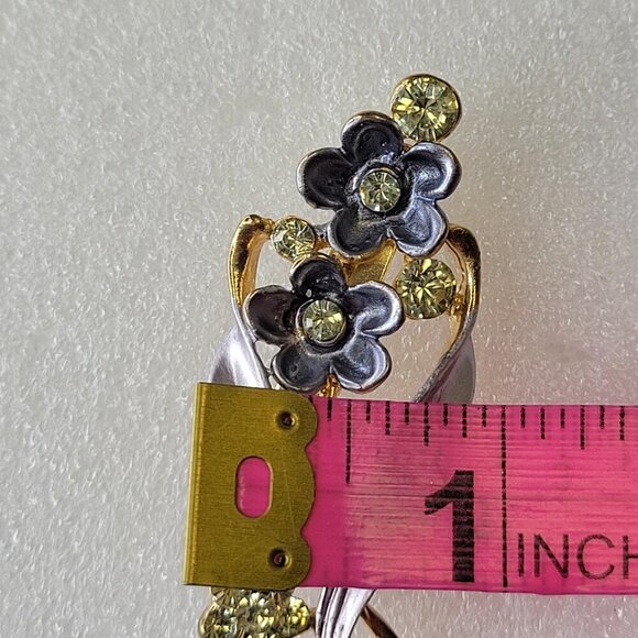 Lilac Flower Brooch Pin - Picture 7 of 9